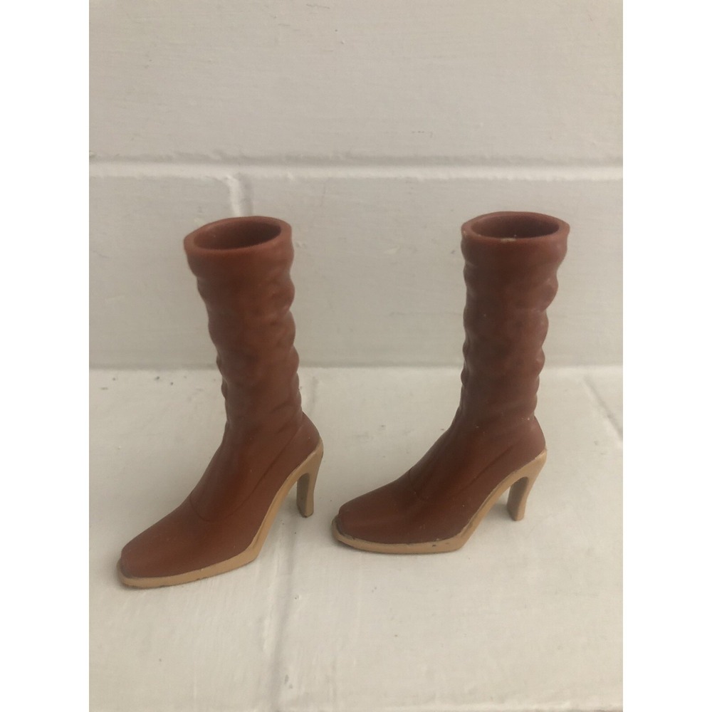 Bratz Funk Out Fianna Doll Brown Long Boots Replacement